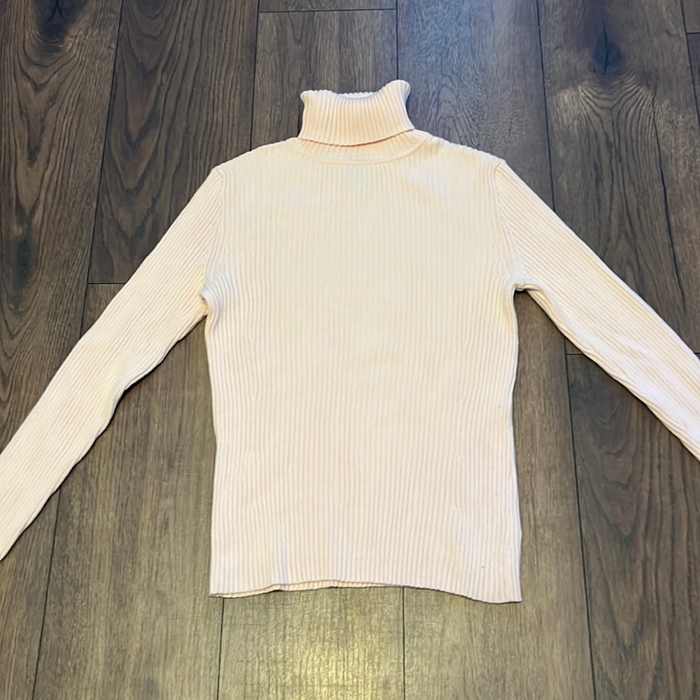 GAP stretch fitted light pink turtleneck size medium